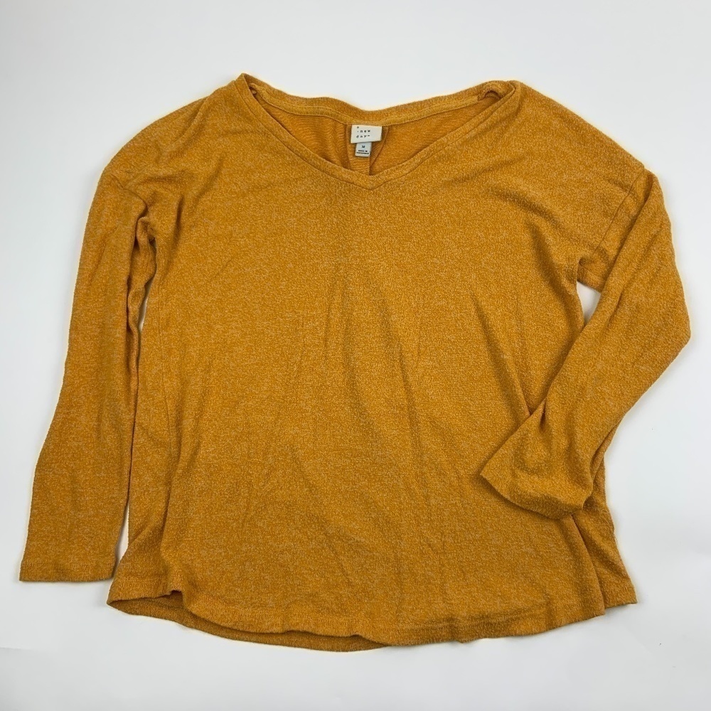 A New Day Sweater Womens Medium V Neck Long Sleeve Yellow